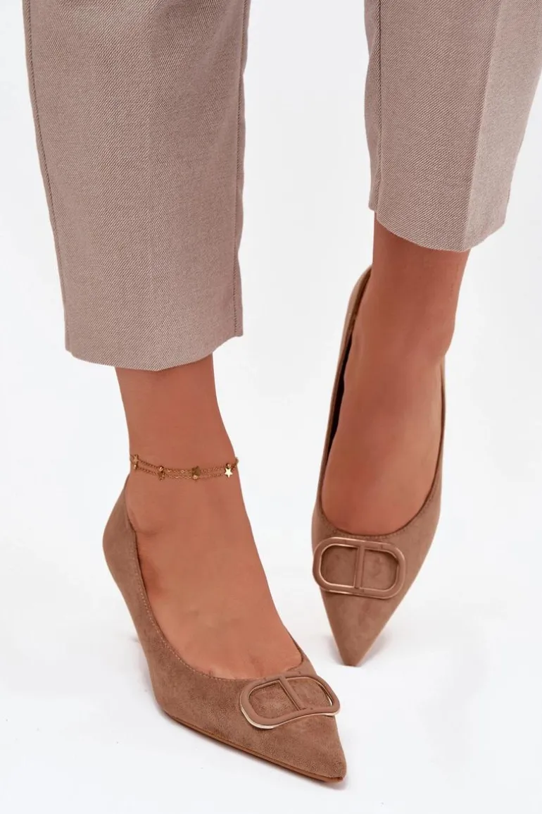 Szpilki Damskie Z Ozdobnym Detalem Ciemnobeżowe Amelora