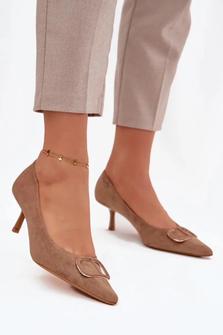 Szpilki Damskie Z Ozdobnym Detalem Ciemnobeżowe Amelora