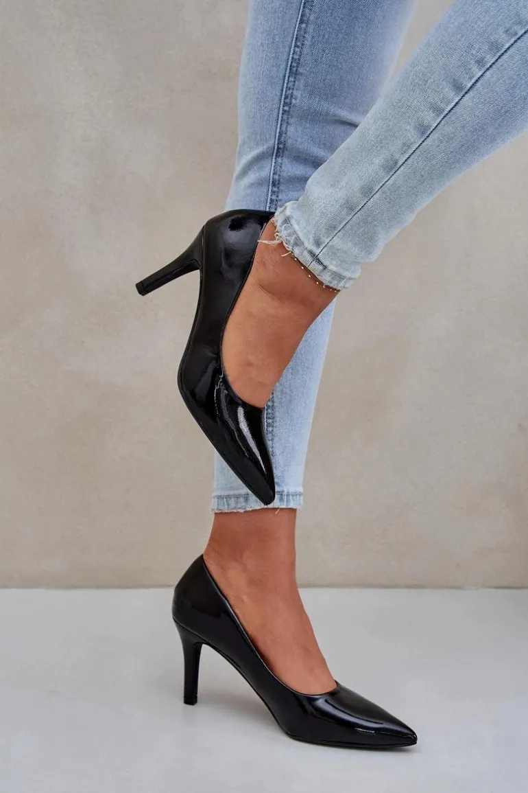 Szpilki Z Lakierowanej Eko Skóry Czarne Sanalitia