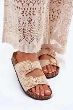 Szydełkowe Klapki Damskie Ze Złotymi Klamrami Beżowe Fenira