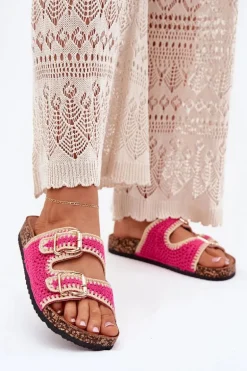 Szydełkowe Klapki Damskie Ze Złotymi Klamrami Fuksja Fenira