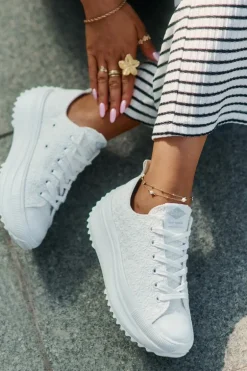 Trampki Damskie Z Haftem Na Platformie Lee Cooper LCW-25-31-3465L Białe