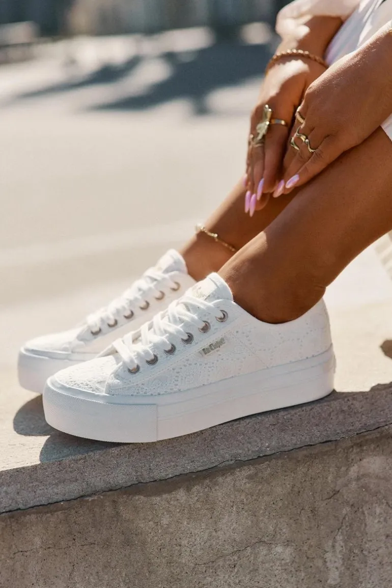 Trampki Damskie Z Koronką Lee Cooper LCW-25-31-3438L Białe