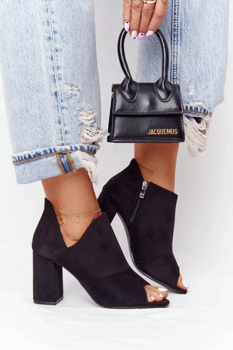 Wiosenne Zamszowe Botki Na Słupku Vinceza 21-17095 Czarne