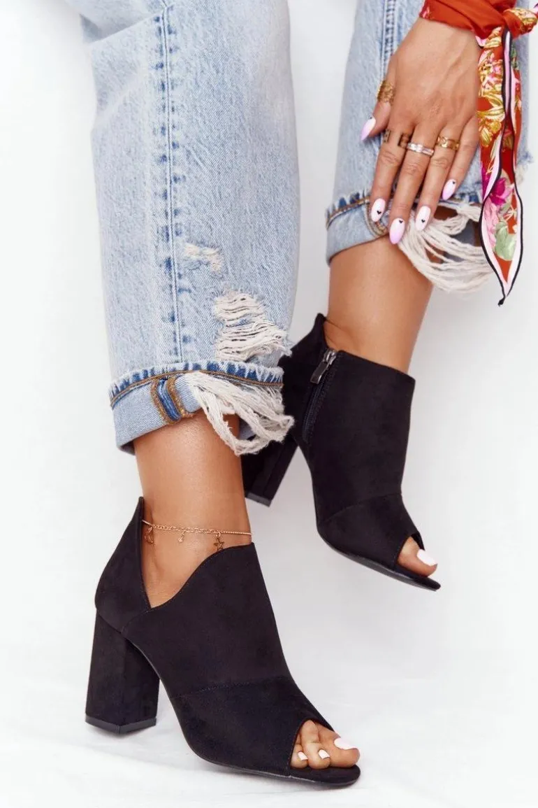 Wiosenne Zamszowe Botki Na Słupku Vinceza 21-17095 Czarne