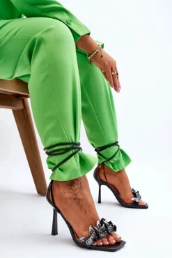 Wiązane Sandałki Na Szpilce Z Motylami Czarne Delmar