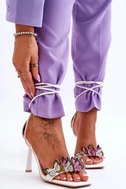 Wiązane Sandałki Na Szpilce Z Motylami Białe Delmar