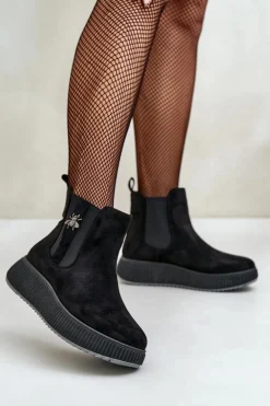 Wsuwane Botki Damskie Na Platformie Z Przypinką Eko Zamszowe Czarne Ciatheia