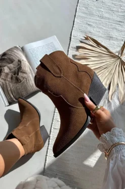 Wsuwane Botki Kowbojki Damskie Z Naturalnego Zamszu Camel Beretta