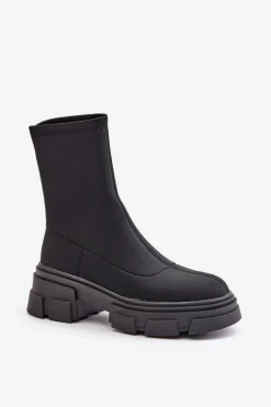 Wsuwane Botki Na Płaskim Obcasie Czarne Ravendria