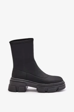 Wsuwane Botki Na Płaskim Obcasie Czarne Ravendria