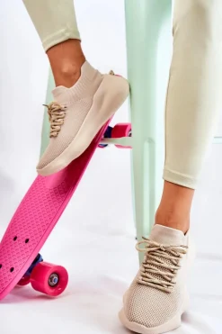 Wsuwane Buty Sportowe Damskie Jasnobeżowe Dalmiro