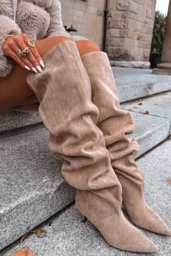 Wsuwane Kozaki Damskie Na Szpilce Beżowe Ysolienne