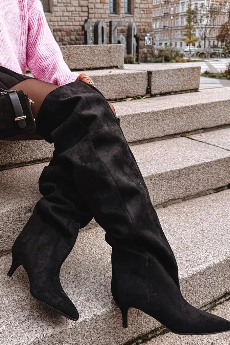 Wsuwane Kozaki Damskie Na Szpilce Czarne Ysolienne