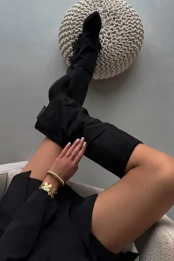 Wsuwane Kozaki Kowbojki Damskie Na Słupku Z Frędzlami Czarne Zalia