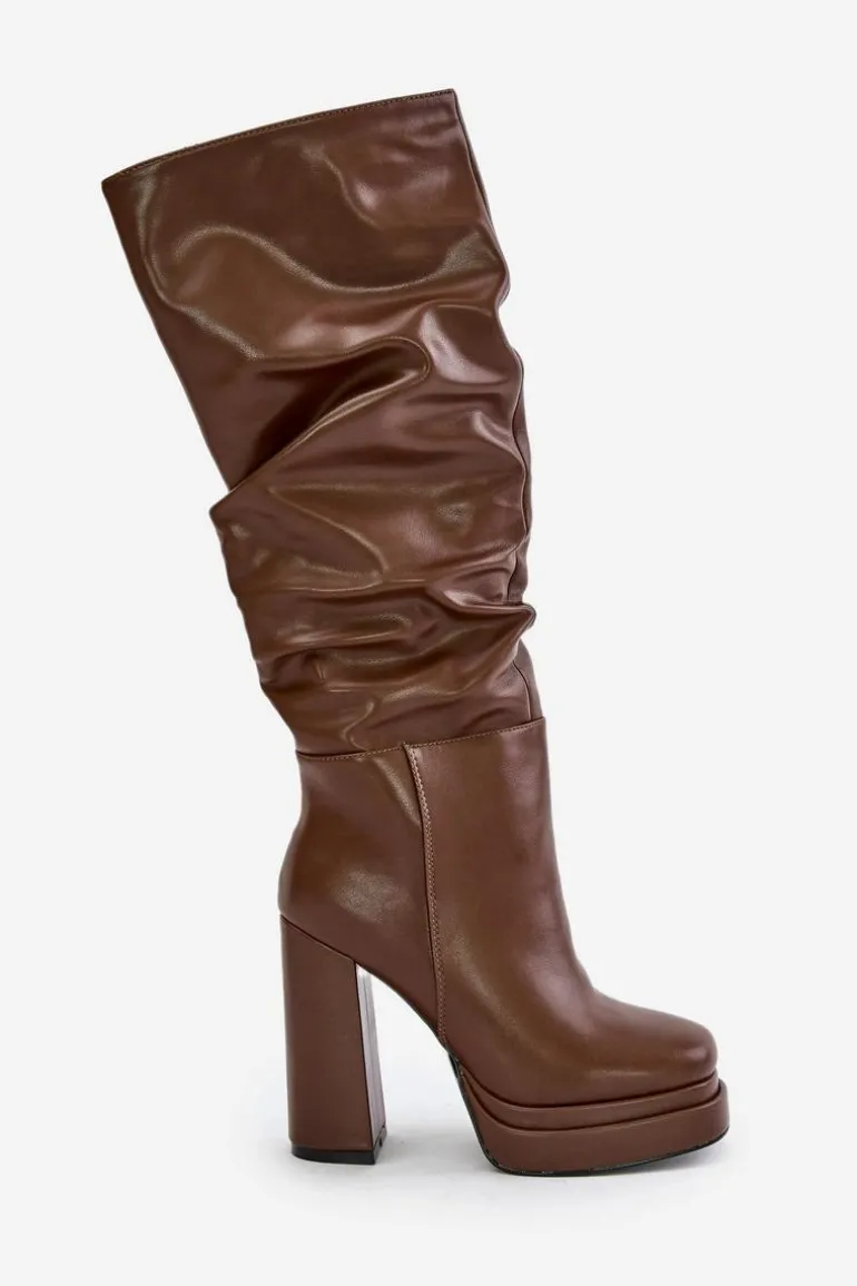 Wsuwane Kozaki Na Słupku I Platformie Z Marszczeniem Ocieplane Brązowe Beridra