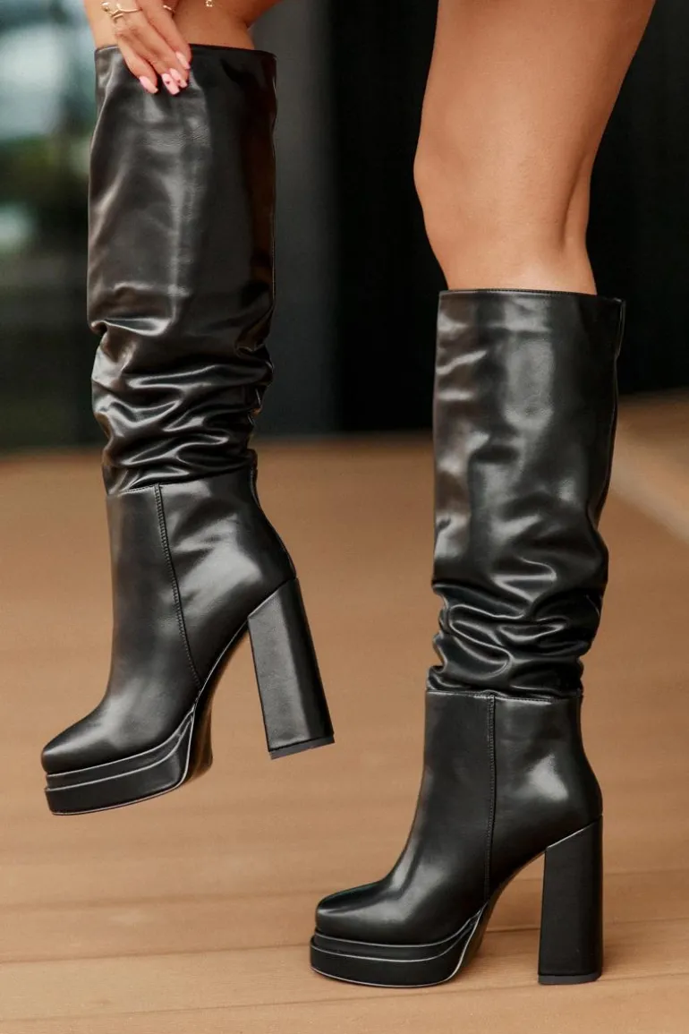 Wsuwane Kozaki Na Słupku I Platformie Z Marszczeniem Ocieplane Czarne Beridra