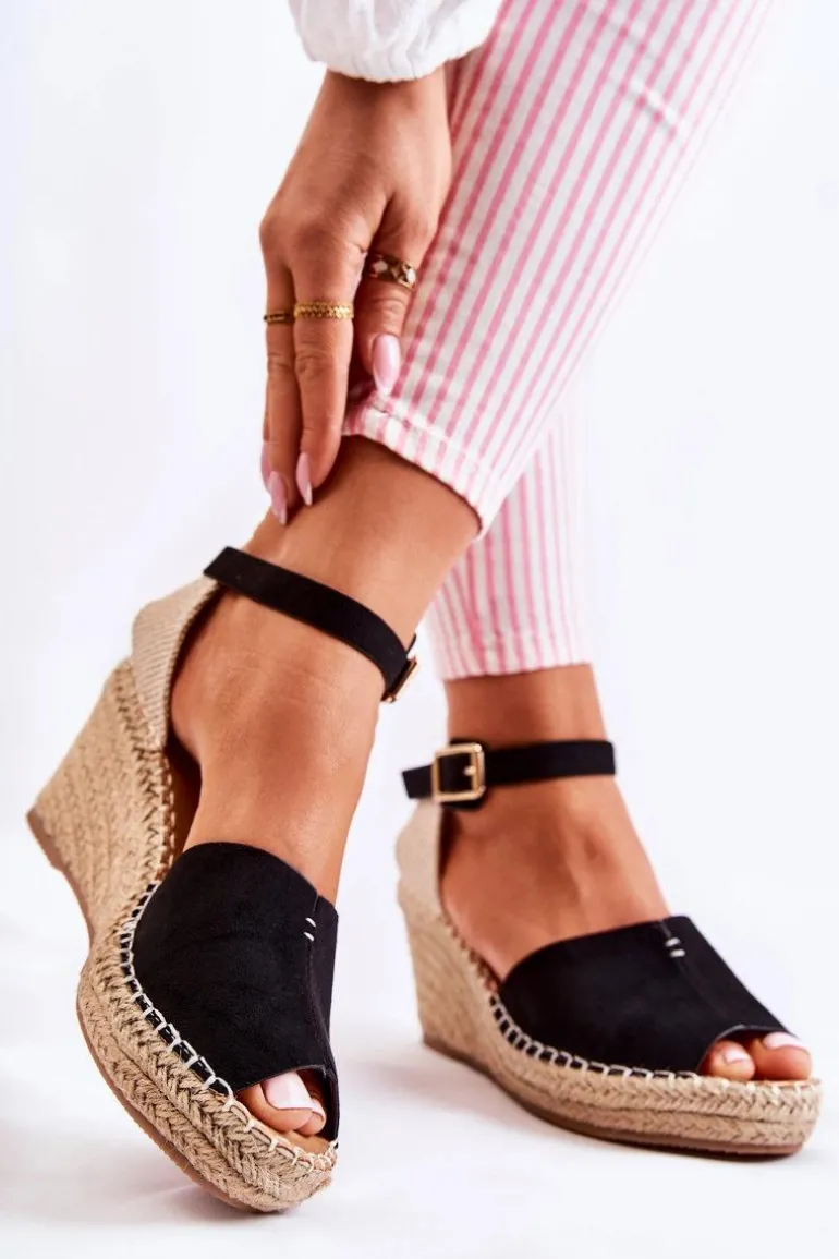 Wygodne Damskie Sandały Na Koturnie Czarne Dellia