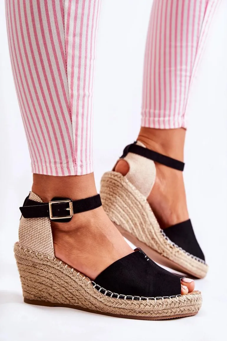 Wygodne Damskie Sandały Na Koturnie Czarne Dellia