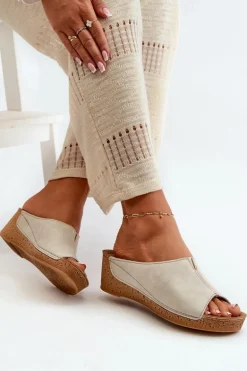 Wygodne Klapki Damskie Na Koturnie Inblu NG000002 Beżowe