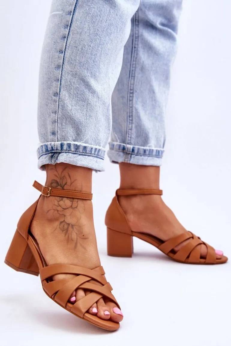 Wygodne Sandały Na Niskim Obcasie Camel Camelia