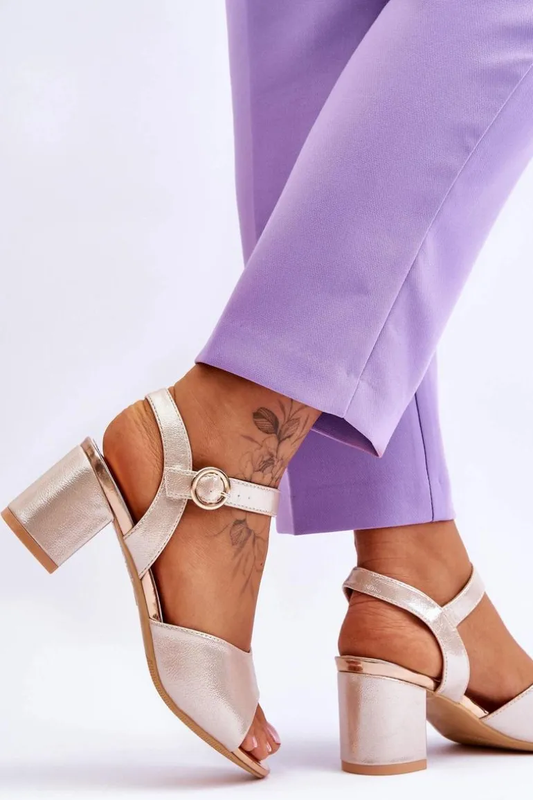 Wygodne Skórzane Sandały Na Słupku Złote Bellamy