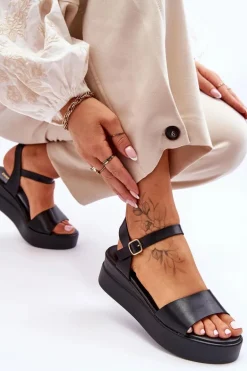 Wygodne Skórzane Sandały Na Koturnie Czarne Tifena