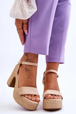 Wygodne Zamszowe Sandały Na Masywnym Słupku Beżowe Elishia