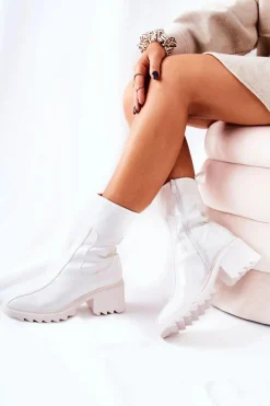 Wysokie Lakierowane Botki Na Obcasie Białe Merelien