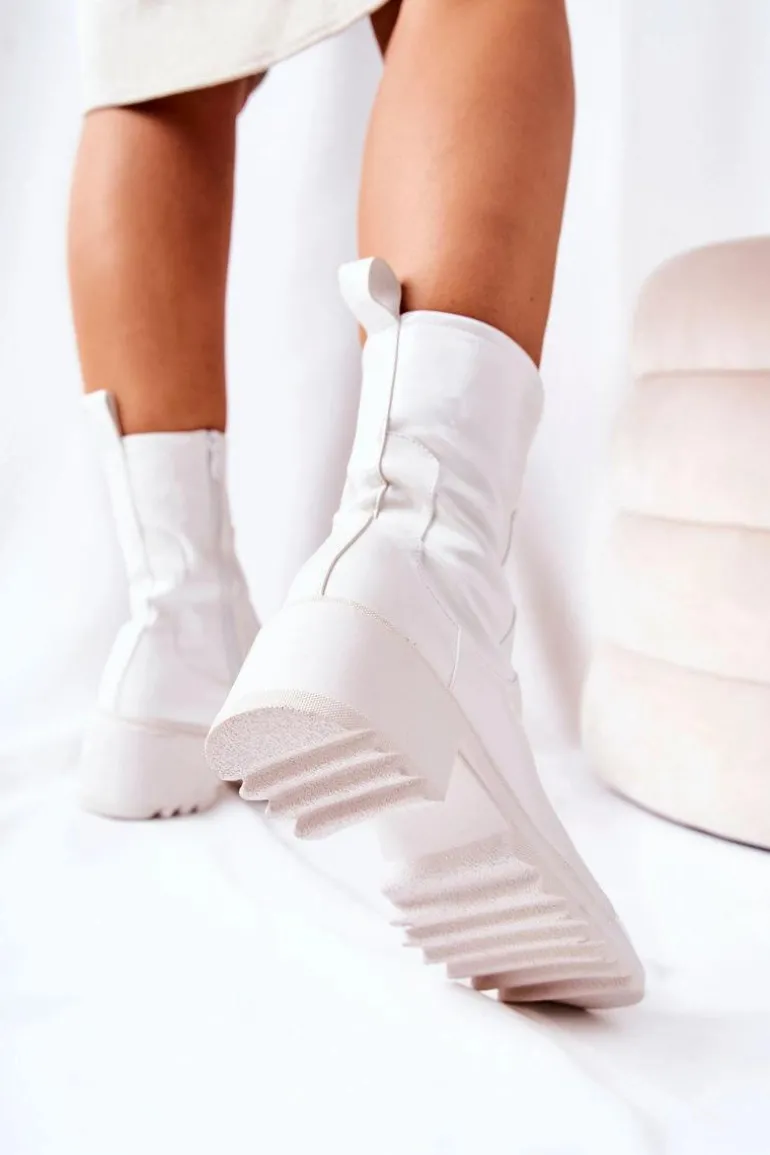 Wysokie Lakierowane Botki Na Obcasie Białe Merelien