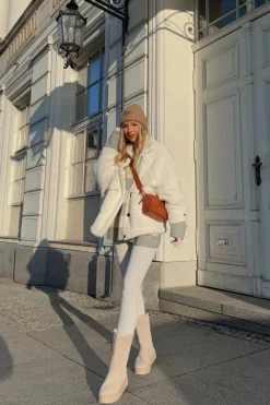 Wysokie Śniegowce Na Platformie Big Star OO274894 Jasnobeżowe