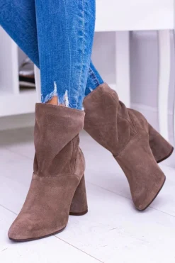 Wysokie Zamszowe Botki na Słupku Laura Messi Khaki 1857