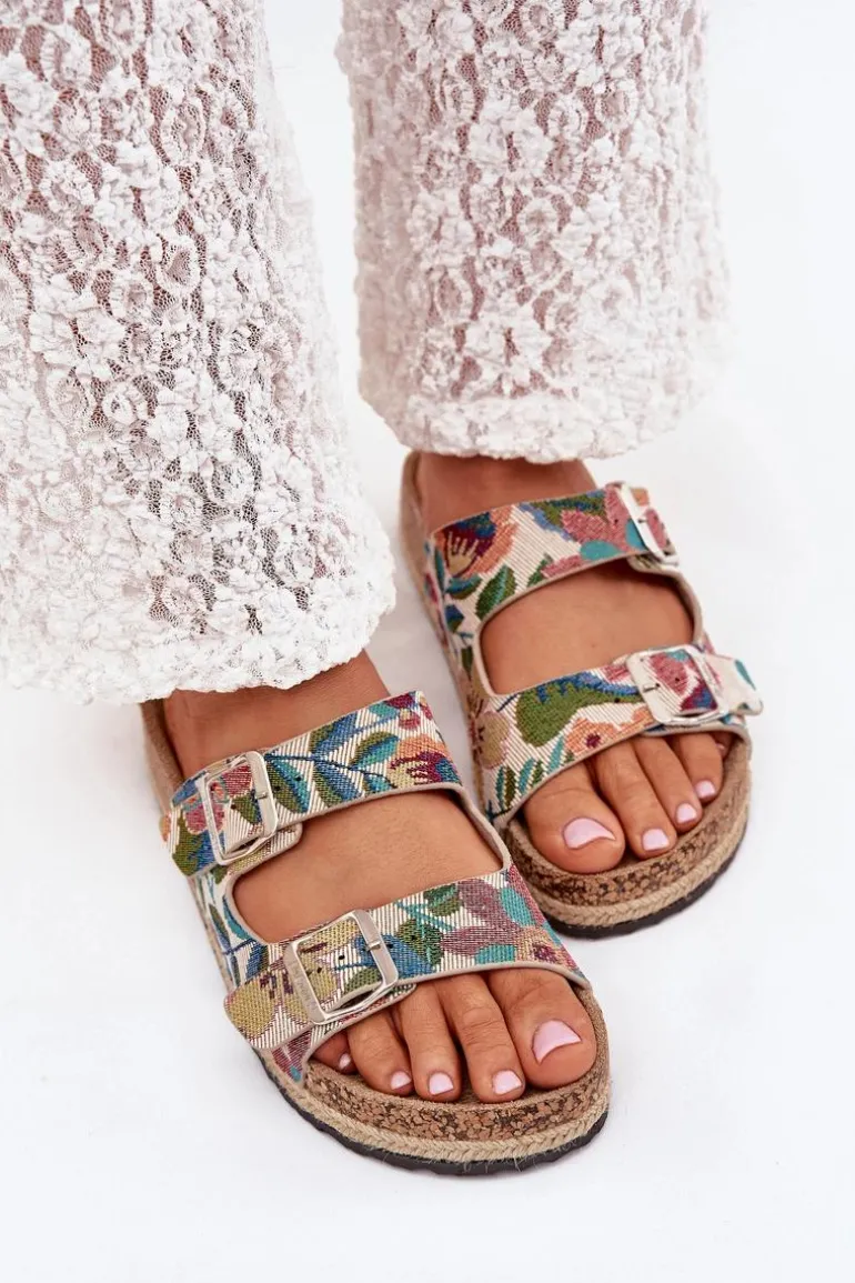 Wzorzyste Klapki Damskie Na Korkowej Platformie Z Klamrami Lee Cooper LCW-25-35-3480L Multikolor