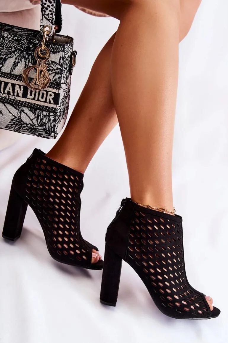 Zamszowe Ażurowe Botki Czarne Jenissa