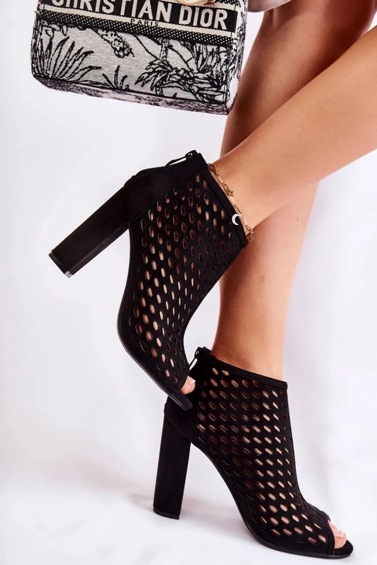 Zamszowe Ażurowe Botki Czarne Jenissa