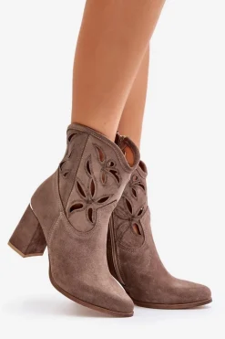 Zamszowe Ażurowe Botki Na Słupku Lewski 3629 Ciemnobeżowe
