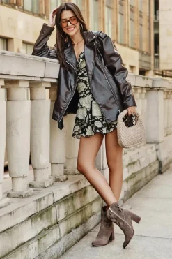 Zamszowe Ażurowe Botki Na Słupku Lewski 3629 Ciemnobeżowe