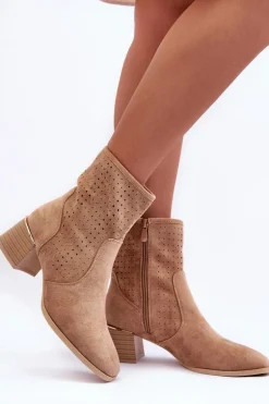 Zamszowe Ażurowe Botki Na Obcasie Ciemnobeżowe Perale