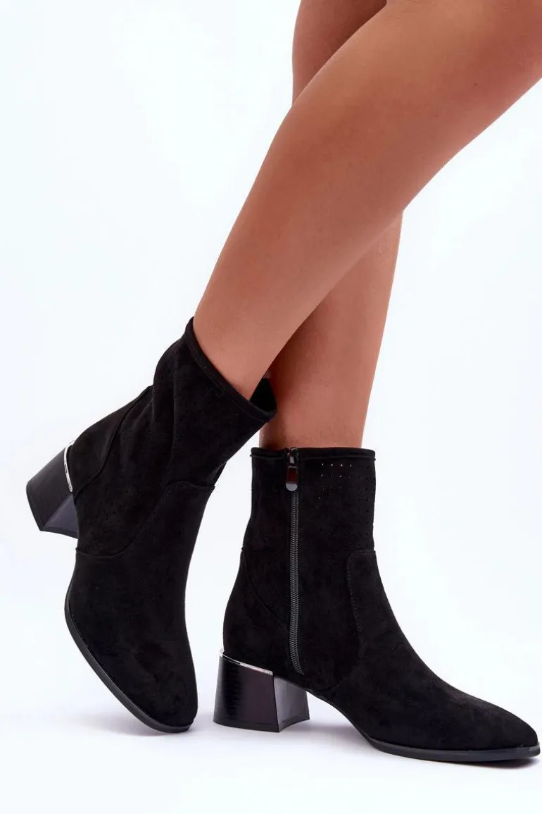 Zamszowe Ażurowe Botki Na Obcasie Czarne Perale