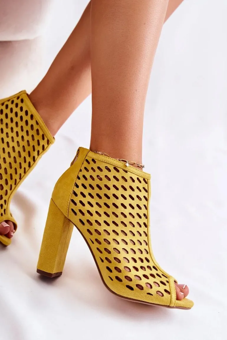 Zamszowe Ażurowe Botki Żółte Jenissa