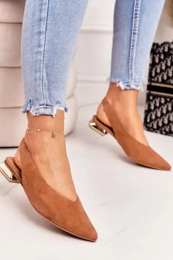 Zamszowe Baleriny Na Złotym Obcasie Laura Messi 2127 Camel