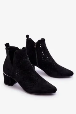 Zamszowe Botki Ażurowe Z Wycięciem Na Obcasie Czarne Blakely