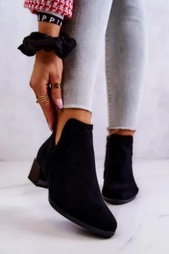 Zamszowe Botki Ażurowe Z Wycięciem Czarne Carine