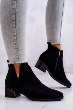 Zamszowe Botki Ażurowe Z Wycięciem Czarne Carine