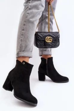 Zamszowe Botki Damskie Na Słupku Czarne Selela