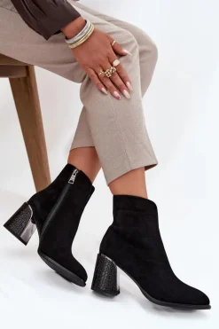 Zamszowe Botki Damskie Na Słupku Z Tłoczeniem Ocieplane Vinceza 66801 Czarne