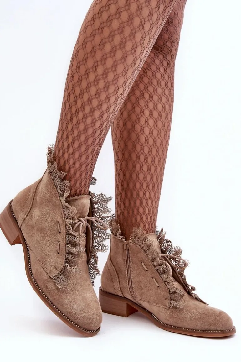 Zamszowe Botki Damskie Na Płaskim Obcasie Beżowe Klemovia