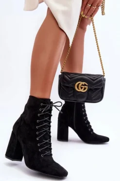 Zamszowe Botki Damskie Na Słupku Czarne Saolio