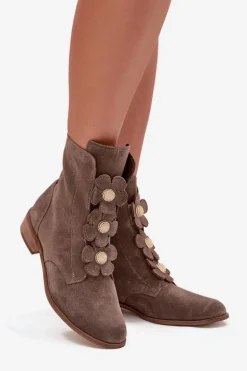 Zamszowe Botki Damskie Z Ozdobnymi Kwiatkami Zazoo 3085 Ciemnobeżowe