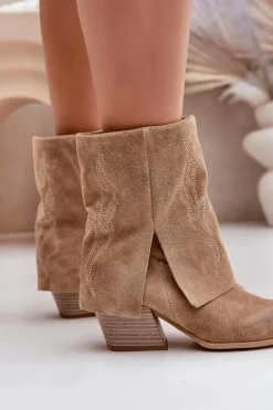 Zamszowe Botki Kowbojki Na Słupku Z Wywiniętą Cholewką Zazoo 3488 Beżowe
